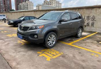 起亚 索兰托 2012款 2.4L 汽油舒适版