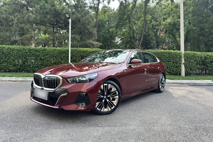 宝马5系 2024款 530Li 尊享型 M运动套装