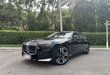 宝马7系 2023款 740Li 尊享型 M运动套装