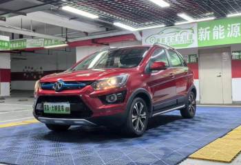 北汽新能源 EX 2016款 EX200 乐酷版