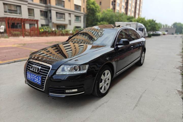 奥迪 A6L 2.4L 舒适型