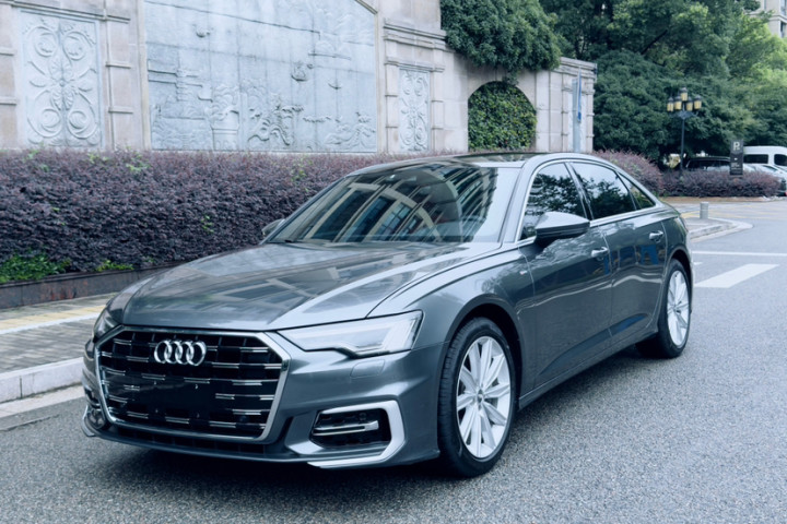 奥迪 A6L 45 TFSI 臻选动感型