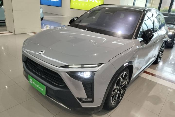 蔚来 ES8 580KM 签名版 六座版