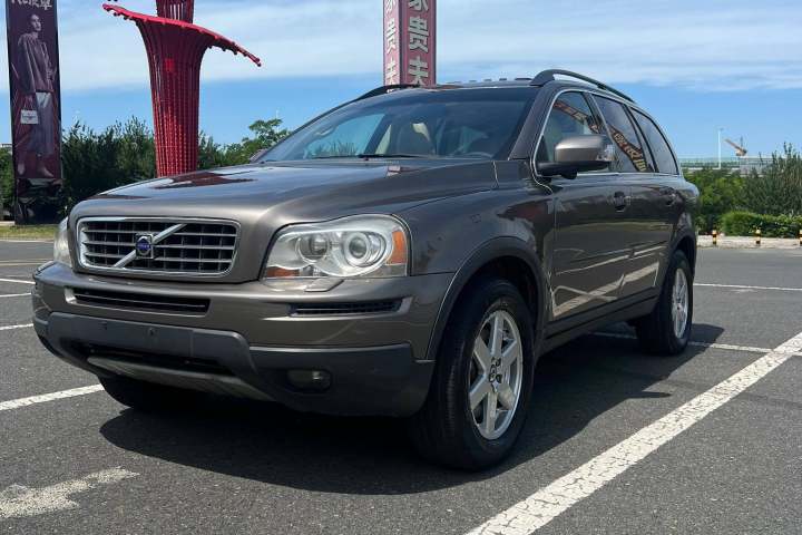 沃尔沃 XC90 2.5T AWD