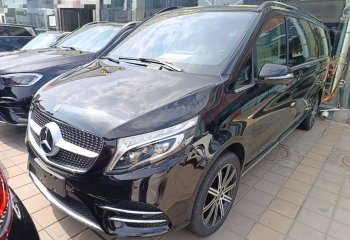 奔驰V级 2021款 V 260 L 长轴距豪华版