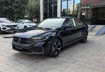 大众 帕萨特 2025款 出众款 330TSI 星空精英版