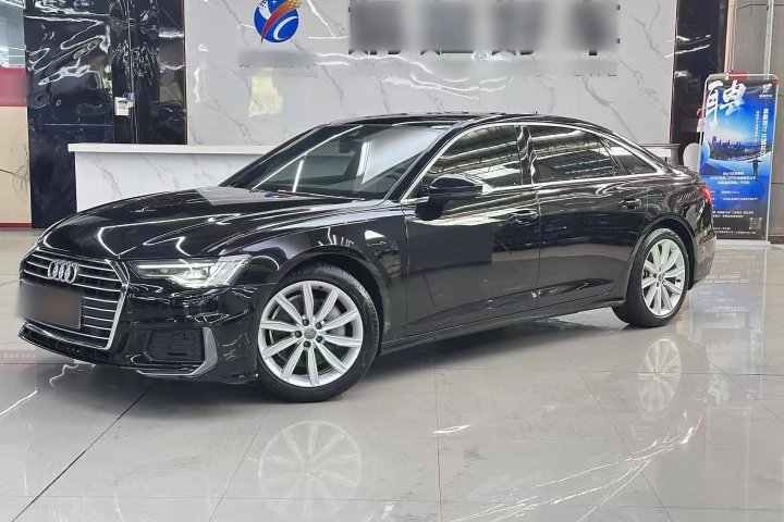 奥迪 A6L 45 TFSI 臻选动感型