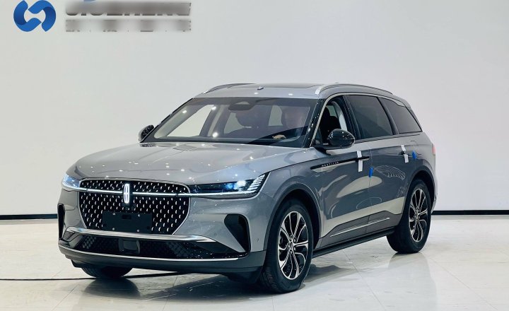 林肯 航海家 2023款 2.0T 四驱尊逸版