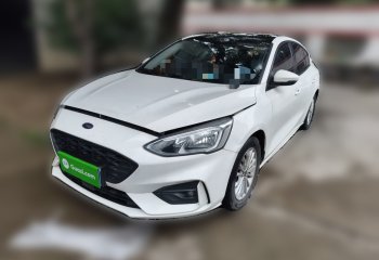 福特 福克斯 2020款 三厢 EcoBoost 180 自动锋潮型