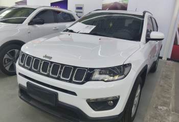 Jeep 指南者 2017款 200T 自动家享版