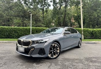 宝马5系 2024款 530Li 尊享型 M运动套装