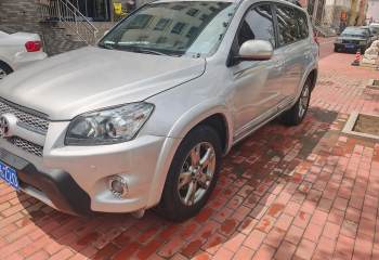 丰田 RAV4荣放 2013款 特享版 2.4L 自动四驱尊崇