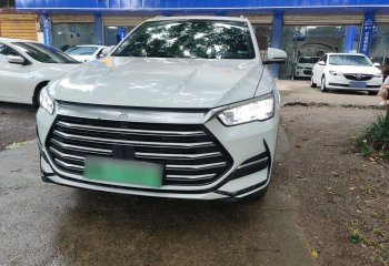 比亚迪 宋Pro新能源 2022款 DM-i 51km 尊荣型