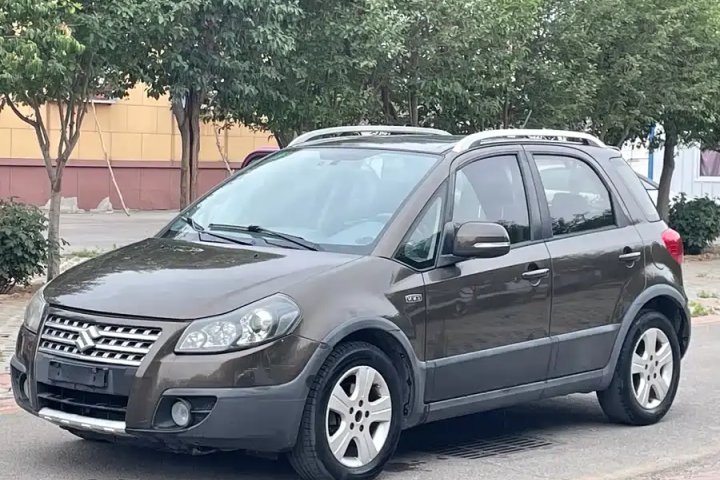 铃木 天语 SX4 锐骑 1.8L 自动运动型