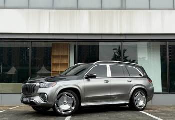 奔驰 GLS 2023款 GLS 450 4MATIC 豪华型
