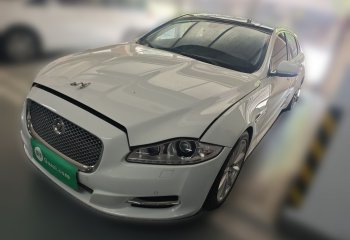 捷豹XJ 2014款 XJL 2.0T 两驱尊享商务版