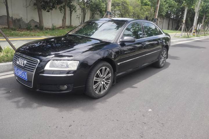 奥迪 A8 A8L 3.2 FSI 尊享型