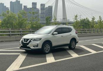 日产 奇骏 2021款 2.0L CVT 2WD XL ITS舒适纪念版