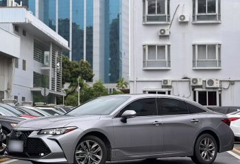 丰田 亚洲龙 2019款 2.0L 豪华版 国VI
