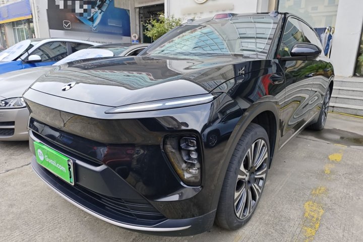 蔚来 ES8 100kWh 行政版