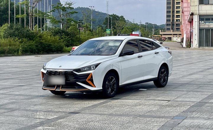 东风风神 奕炫 2024款 1.5L 自动劲速版