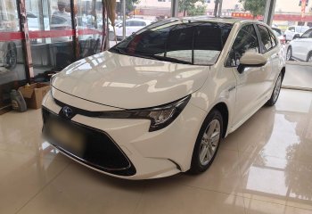 丰田 雷凌 2022款 双擎 1.8H E-CVT豪华版