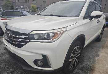 广汽传祺 传祺GS4 2017款 235T GDCT两驱豪华版