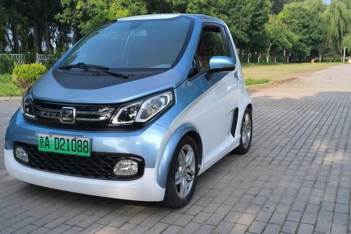 众泰 E200 2016款 三门两座科技版
