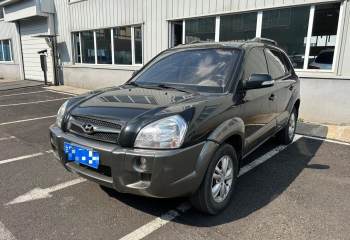 现代 途胜 2009款 2.0L 手动两驱时尚型