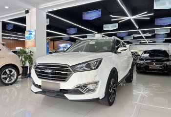 众泰T300 2017款 1.5L 手动尊享型