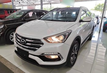 现代 胜达 2017款 2.4L 自动两驱智能型 5座