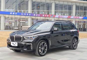 宝马 X5 2022款 改款 xDrive 40Li 尊享型M运动套装