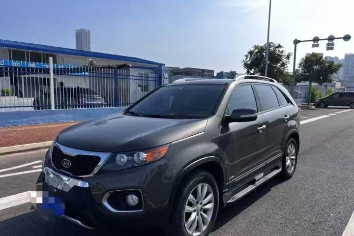 起亚 索兰托 2.2T 柴油至尊版