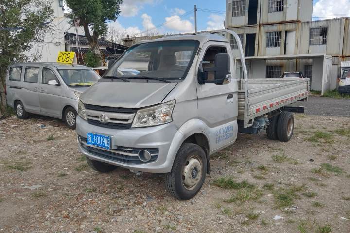 长安跨越 跨越王X5 2021款 1.8L汽油舒适版单排双后轮仓栅3600mm货箱LJ4A18Q6