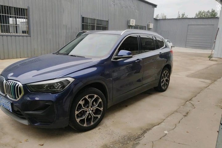 宝马 X1 xDrive25Li 尊享型