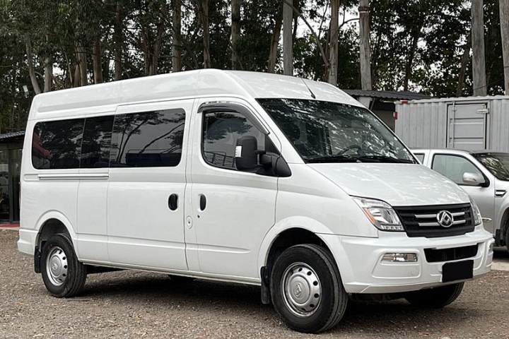 上汽大通MAXUS 新途V80 2.0T城配王十周年纪念版