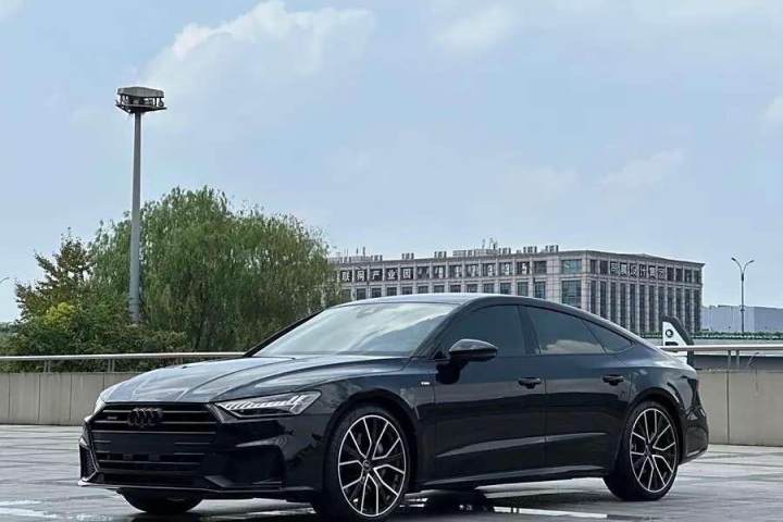 奥迪 A7 45 TFSI 臻选型