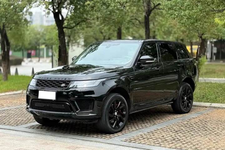 路虎 揽胜运动版 3.0 L6 HSE DYNAMIC