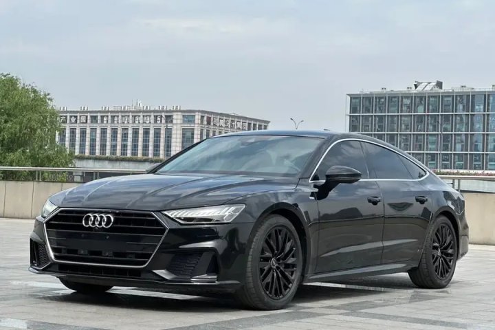奥迪 A7 45 TFSI 臻选型