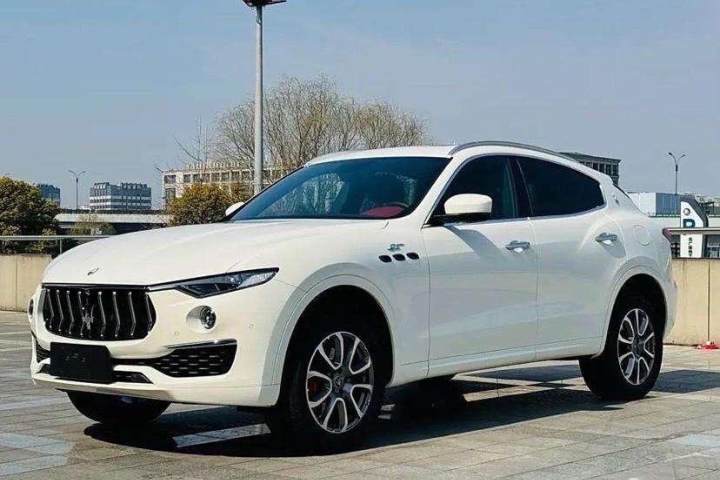 玛莎拉蒂 Levante 2.0T GT锋芒版