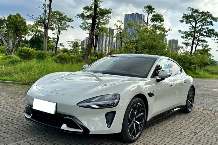 小米汽车 小米SU7 700km 后驱标准创始版