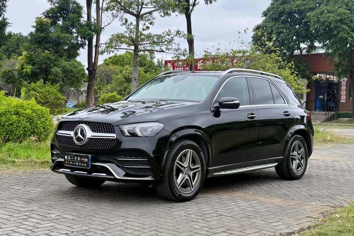 奔驰 GLE GLE 450 4MATIC 时尚型
