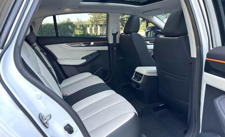 东风风神 奕炫MAX 2021款 1.5T 超能型爸版