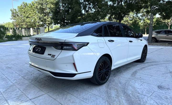 东风风神 奕炫MAX 2021款 1.5T 超能型爸版