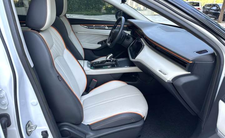 东风风神 奕炫MAX 2021款 1.5T 超能型爸版