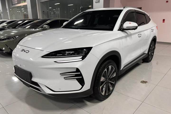 比亚迪 宋PLUS新能源 荣耀版 EV 520km 旗舰型