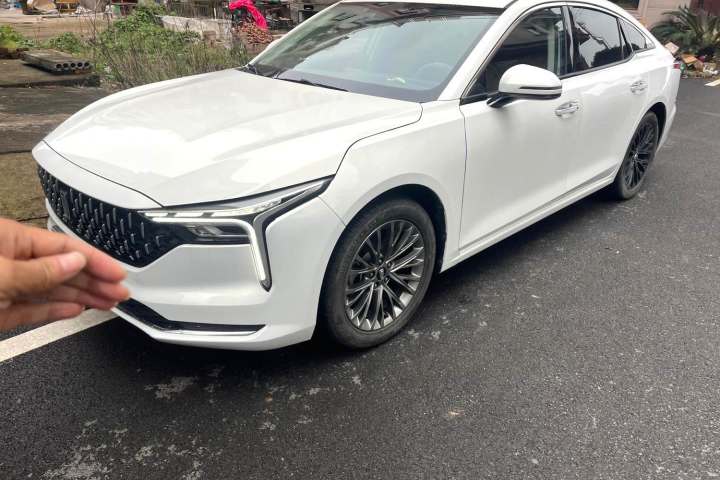 奔腾 B70 第三代 1.5T 自动乐享型