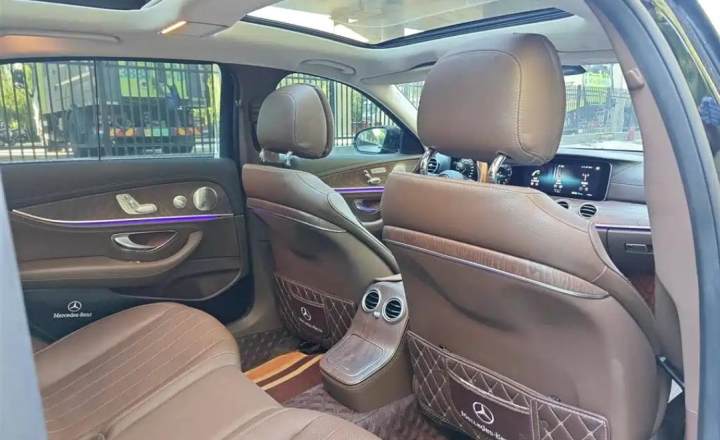 奔驰 E级 2022款 改款二 E 300 L 豪华型