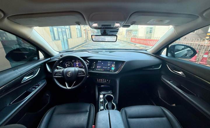 别克 昂科威Plus 2022款 昂科威Plus 652T 五座四驱豪华型