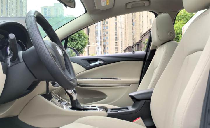 别克 威朗 2018款 三厢 15S 自动进取型